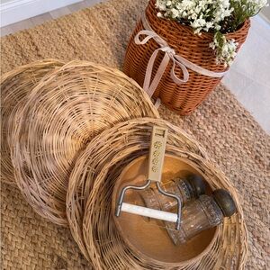 Wicker Basket Set with Salt and Pepper Shakers